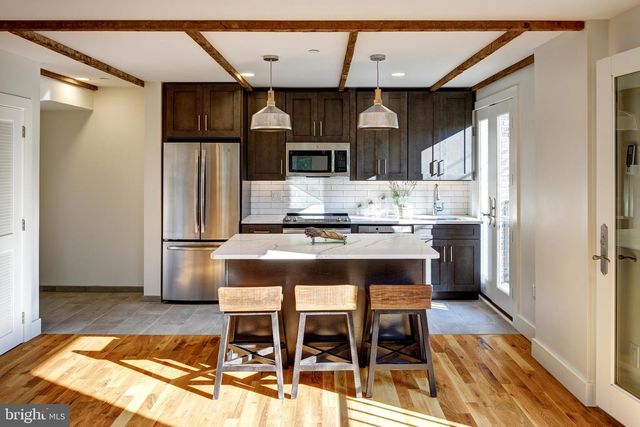 30 MACLEAN ST, Princeton, NJ 08542