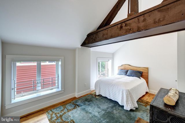 30 MACLEAN ST, Princeton, NJ 08542