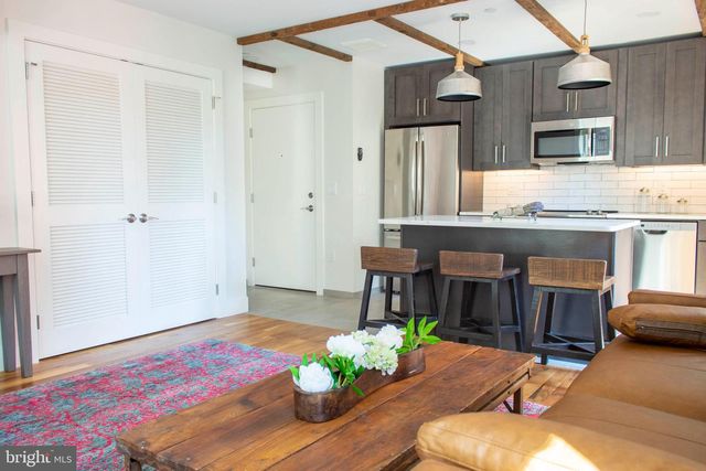 30 MACLEAN ST, Princeton, NJ 08542