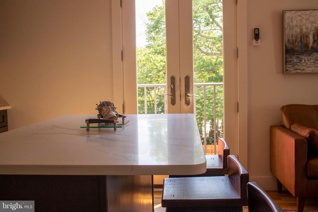 30 MACLEAN ST, Princeton, NJ 08542