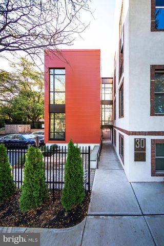 30 MACLEAN ST, Princeton, NJ 08542