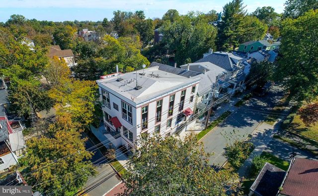 30 MACLEAN ST, Princeton, NJ 08542