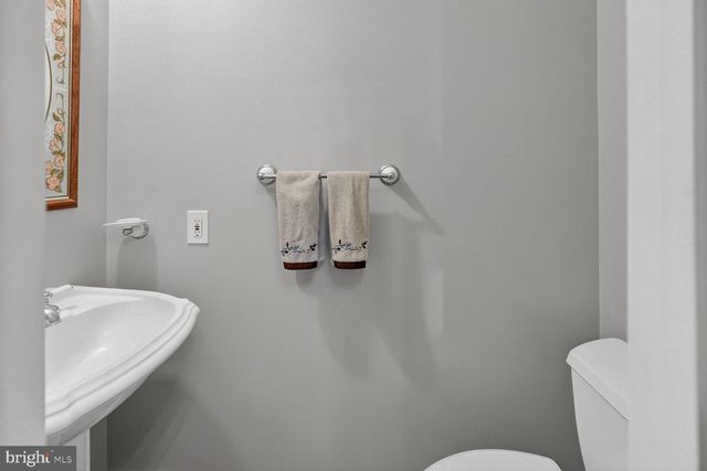 15923 MOUNT EVEREST LN, Silver Spring, MD 20906