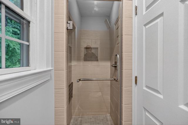 15923 MOUNT EVEREST LN, Silver Spring, MD 20906
