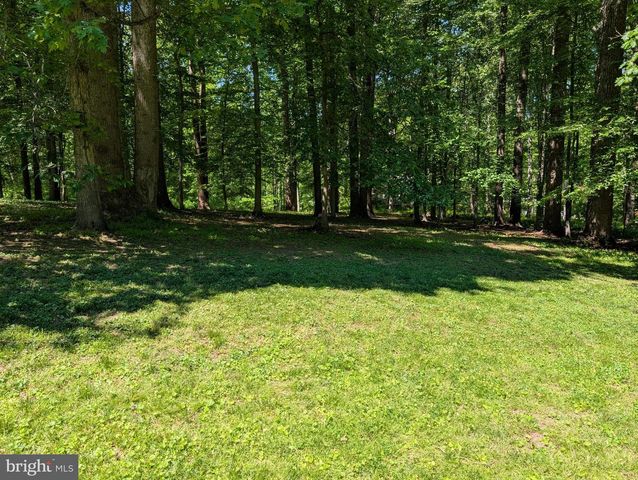 15923 MOUNT EVEREST LN, Silver Spring, MD 20906