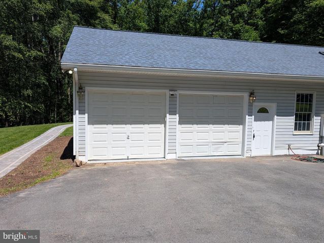 15923 MOUNT EVEREST LN, Silver Spring, MD 20906