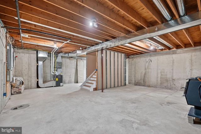 15923 MOUNT EVEREST LN, Silver Spring, MD 20906