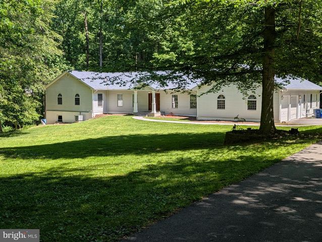 15923 MOUNT EVEREST LN, Silver Spring, MD 20906