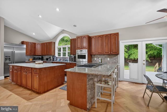 15923 MOUNT EVEREST LN, Silver Spring, MD 20906