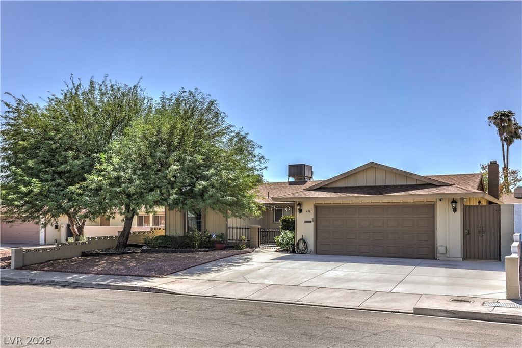 4161 Royalhill Avenue, Las Vegas, NV 89121 — photo 2