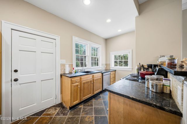 106 Castle Street, Wilmington, NC 28401