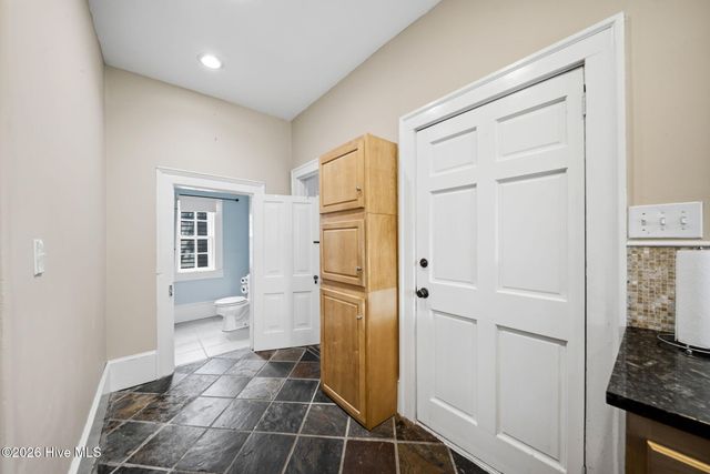 106 Castle Street, Wilmington, NC 28401
