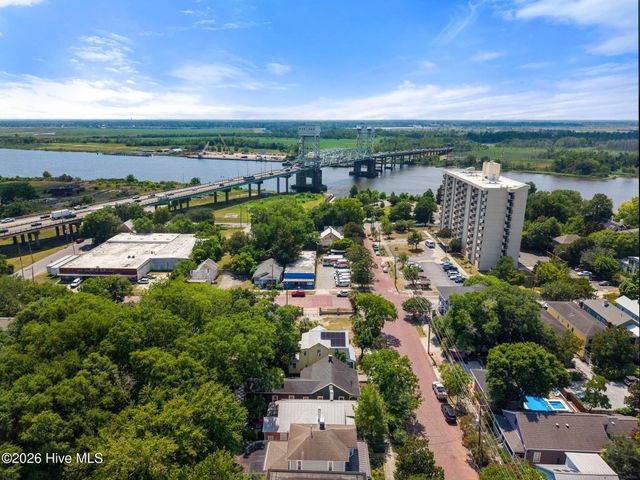 106 Castle Street, Wilmington, NC 28401