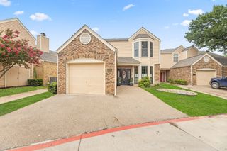 201 Cimarron Trail 3, Irving, TX 75063