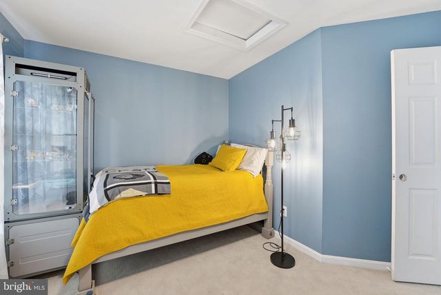 6565 PALISADES DR, Centreville, VA 20121