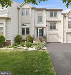 6565 PALISADES DR, Centreville, VA 20121