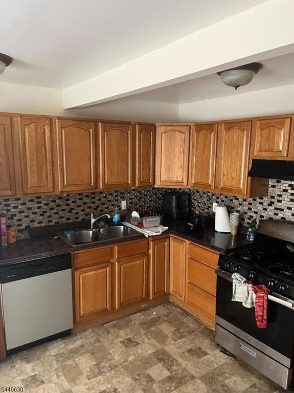 137 Westervelt Ave, North Plainfield Boro, NJ 07060 — photo 4