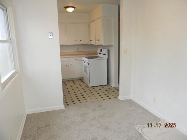 354 N Slade, Haysville, KS 67060
