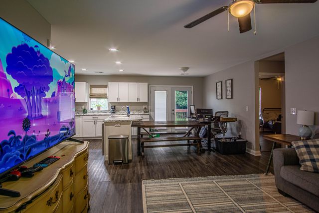 1792 Adams Road, Corbin, KY 40701