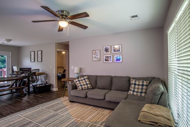 1792 Adams Road, Corbin, KY 40701