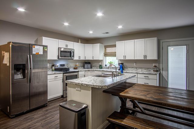 1792 Adams Road, Corbin, KY 40701