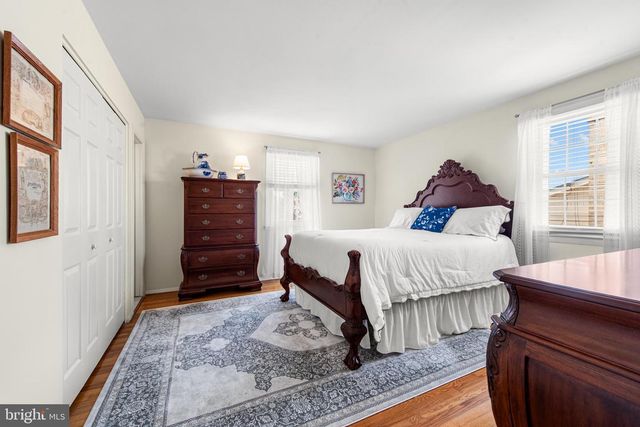 8610 DELEGGE RD, Baltimore, MD 21237