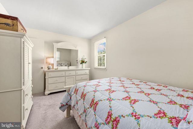 8610 DELEGGE RD, Baltimore, MD 21237