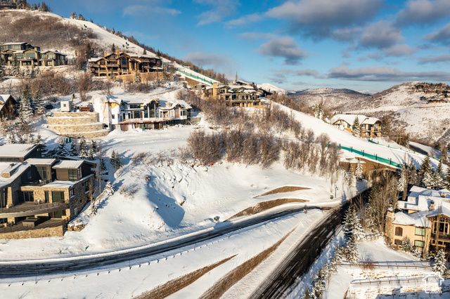 3297 W DEER CREST ESTATES DR # 73, Park City, UT 84060