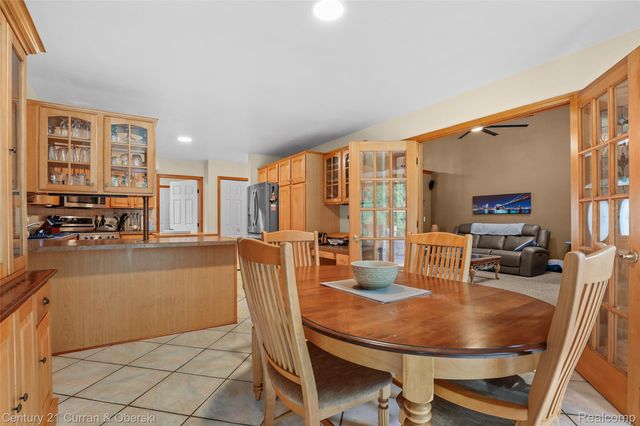 19123 Parkwood Lane, Brownstown Charter Township, MI 48183