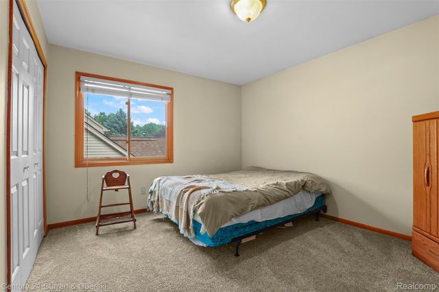 19123 Parkwood Lane, Brownstown Charter Township, MI 48183