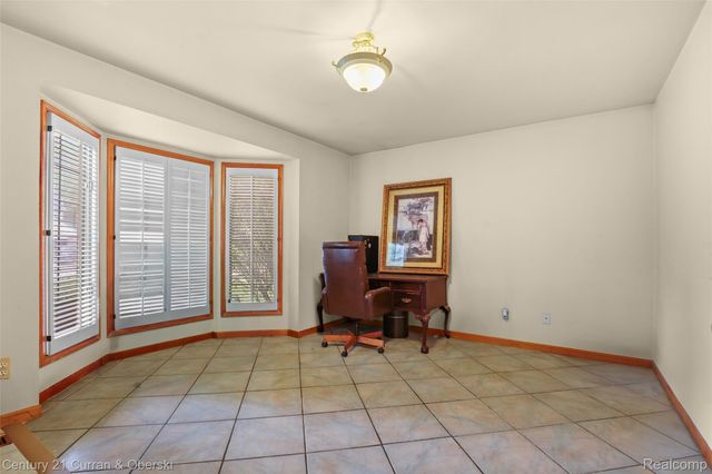 19123 Parkwood Lane, Brownstown Charter Township, MI 48183