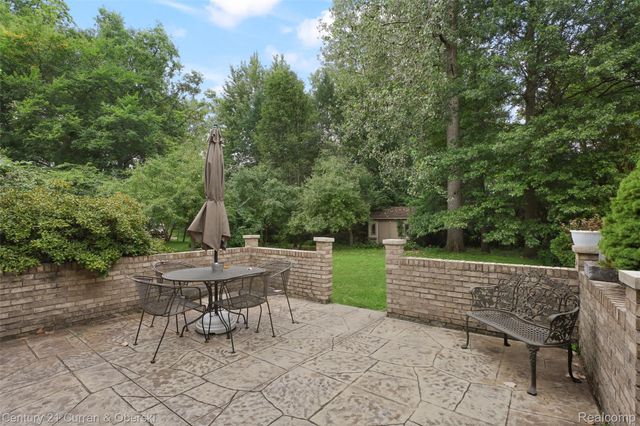 19123 Parkwood Lane, Brownstown Charter Township, MI 48183