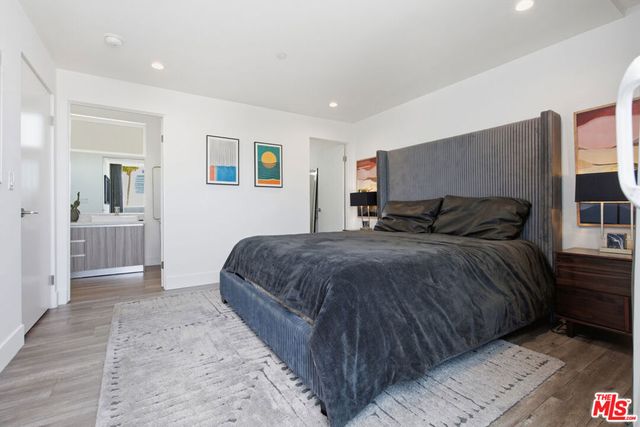 5504 W Olympic Boulevard, Los Angeles, CA 90036