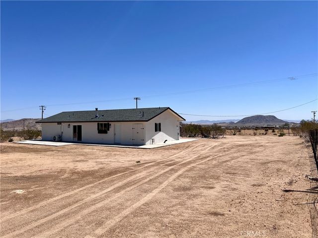 56056 Cone Boulevard, Landers, CA 92285