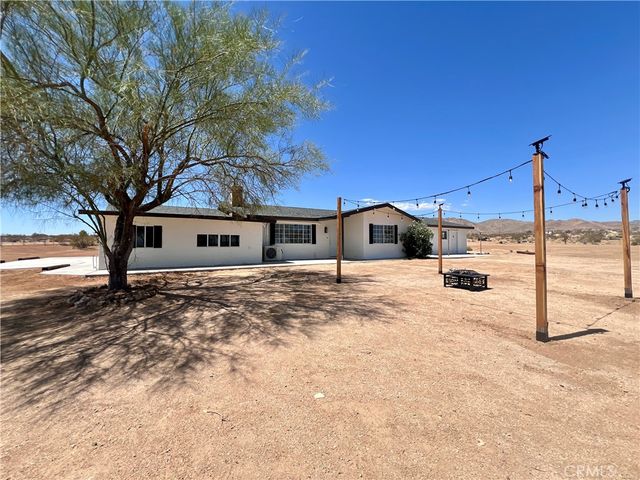 56056 Cone Boulevard, Landers, CA 92285