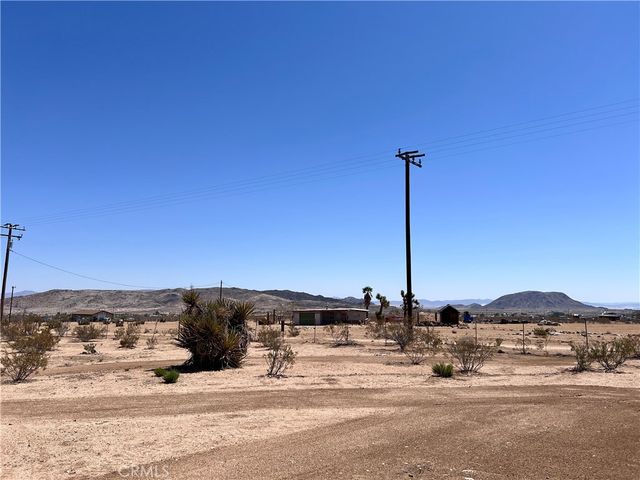 56056 Cone Boulevard, Landers, CA 92285