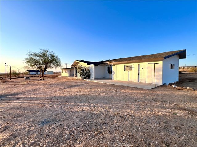 56056 Cone Boulevard, Landers, CA 92285