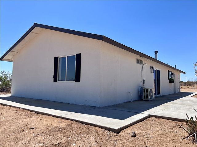 56056 Cone Boulevard, Landers, CA 92285