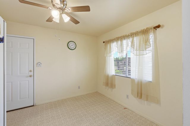 456 N Smith Avenue, Dinuba, CA 93618