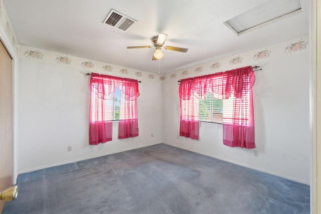 456 N Smith Avenue, Dinuba, CA 93618