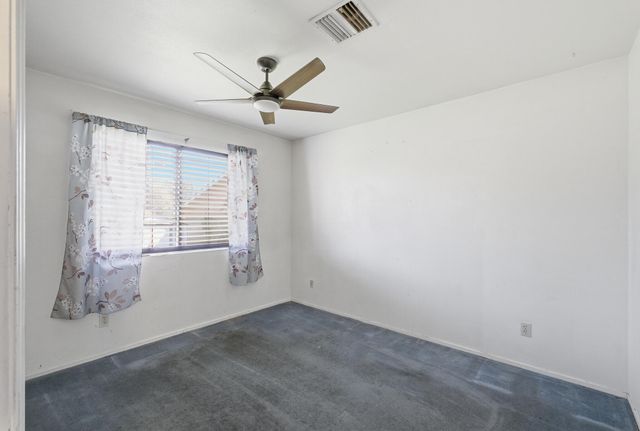 456 N Smith Avenue, Dinuba, CA 93618