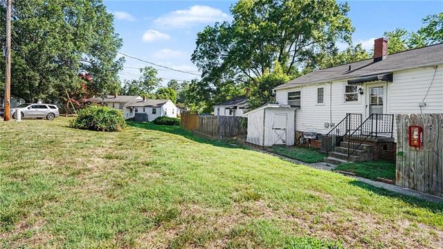 519 Overlook Street, Greensboro, NC 27403