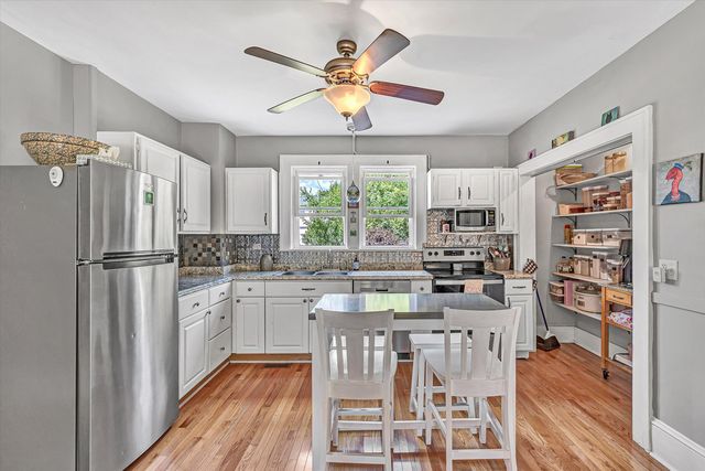 2416 Lofton RD SW, Roanoke, VA 24015