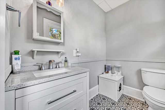 2416 Lofton RD SW, Roanoke, VA 24015