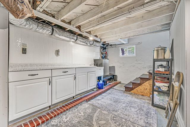 2416 Lofton RD SW, Roanoke, VA 24015