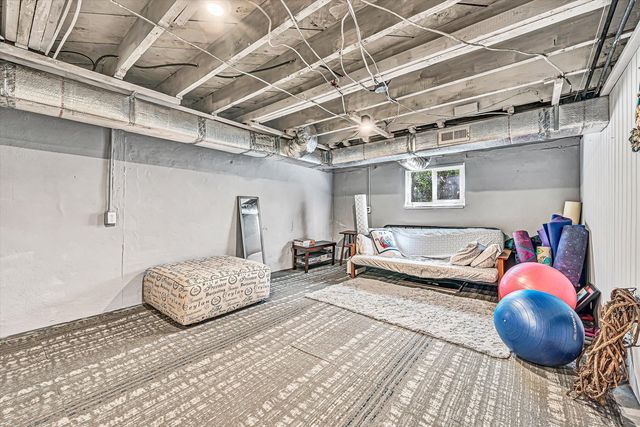 2416 Lofton RD SW, Roanoke, VA 24015