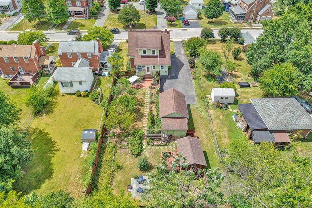 2416 Lofton RD SW, Roanoke, VA 24015
