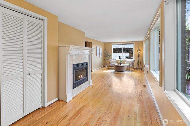 4728 NE 172nd Street, Lake Forest Park, WA 98155