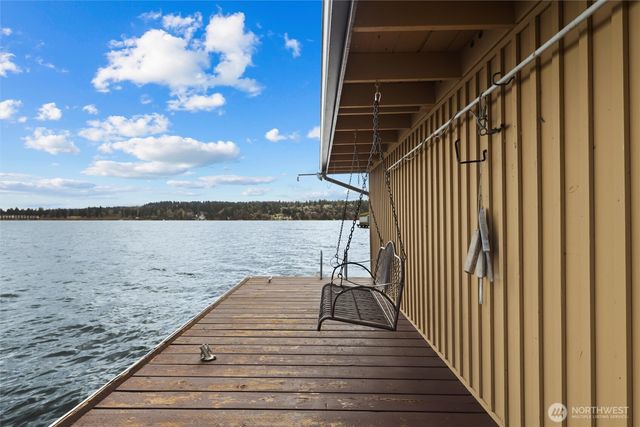 4728 NE 172nd Street, Lake Forest Park, WA 98155