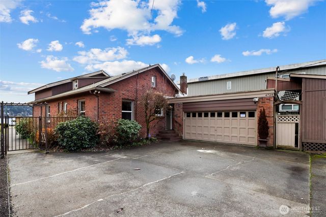 4728 NE 172nd Street, Lake Forest Park, WA 98155